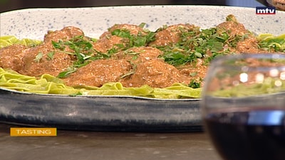 Meatballs in tomato sauce