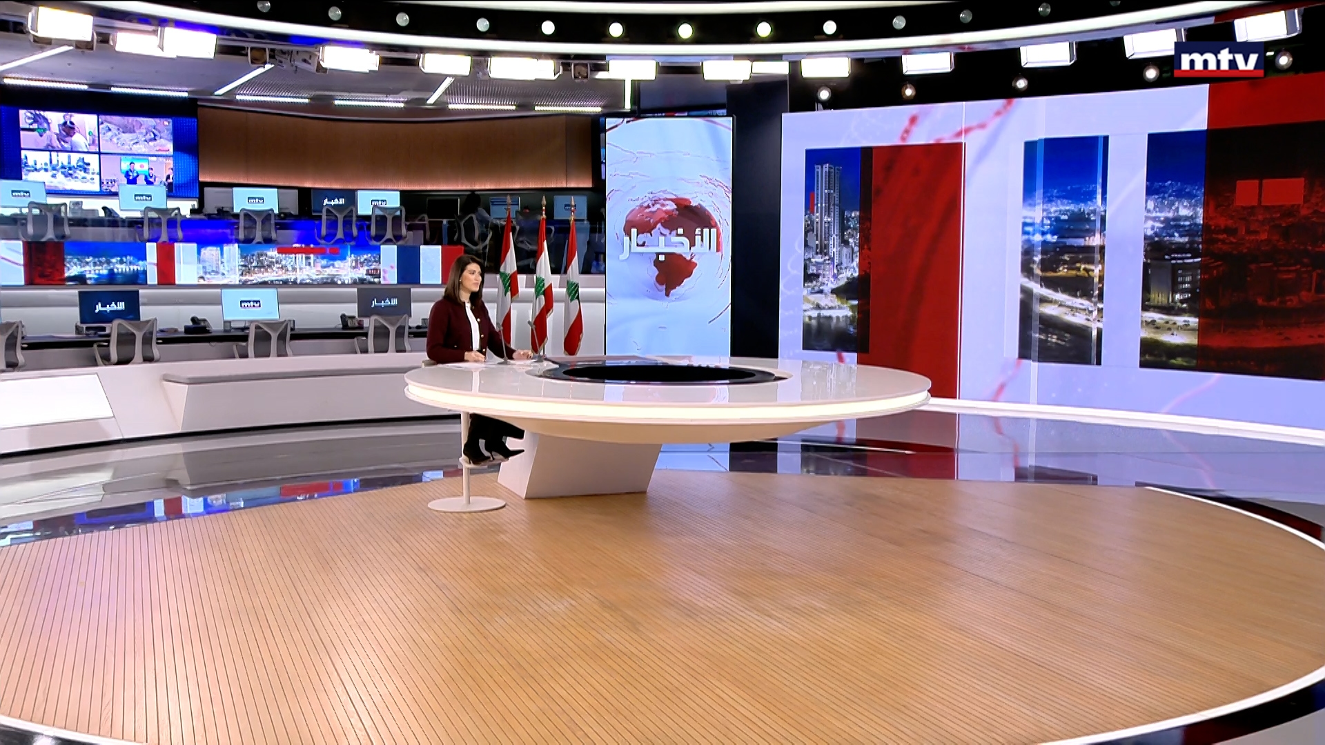 النشرة الكاملة