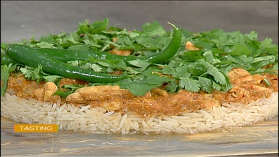 Chicken what rice and onions