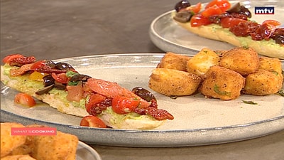 Pané Halloumi With Tomatoes
