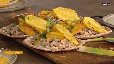Chicken with pineapple