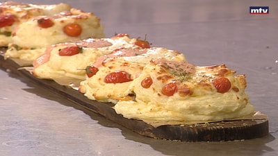 Potato soufflé with vegetables