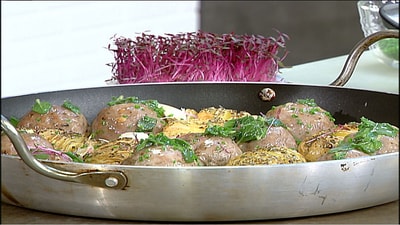 Meat balls with thyme
